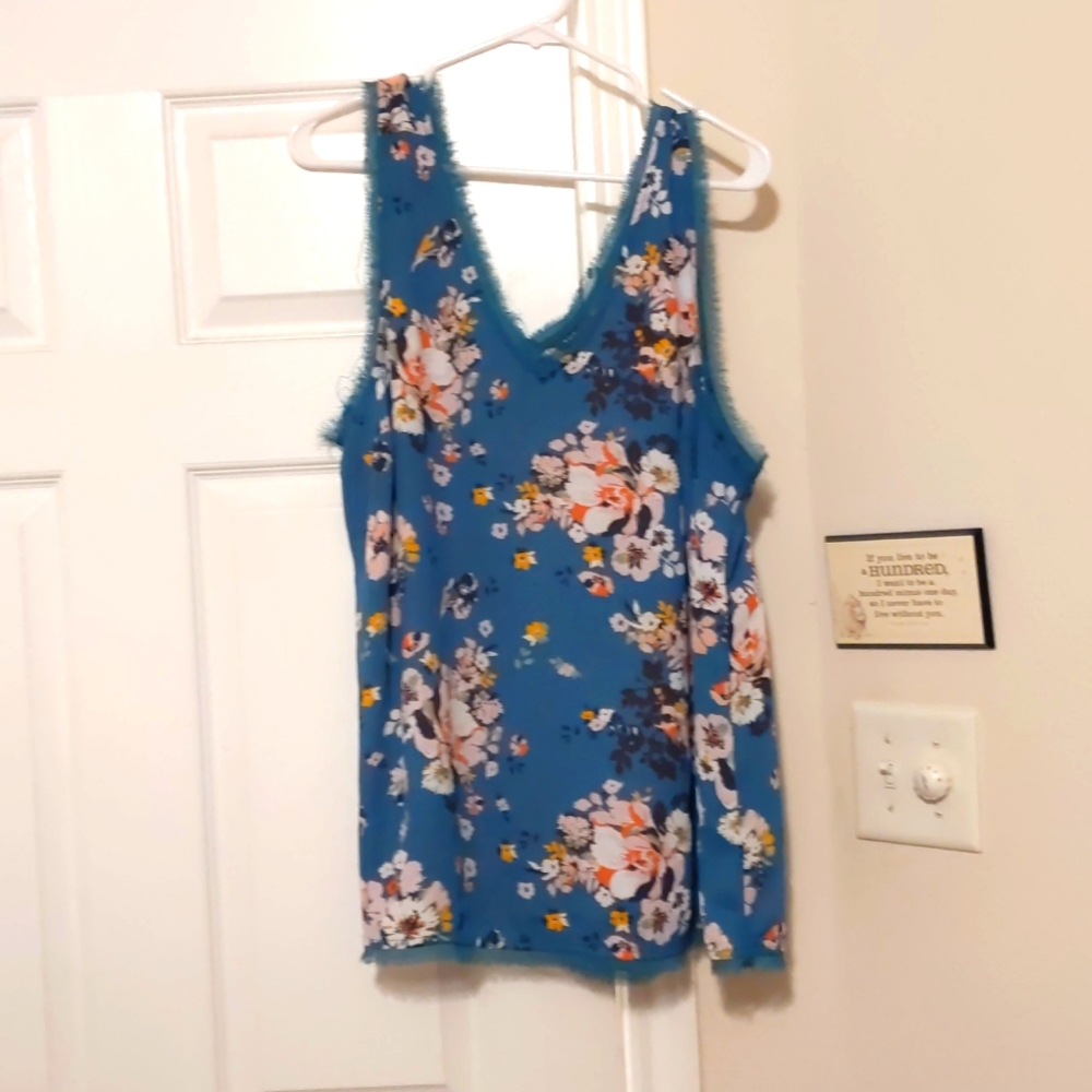 Torrid teal v-neck tank Georgette